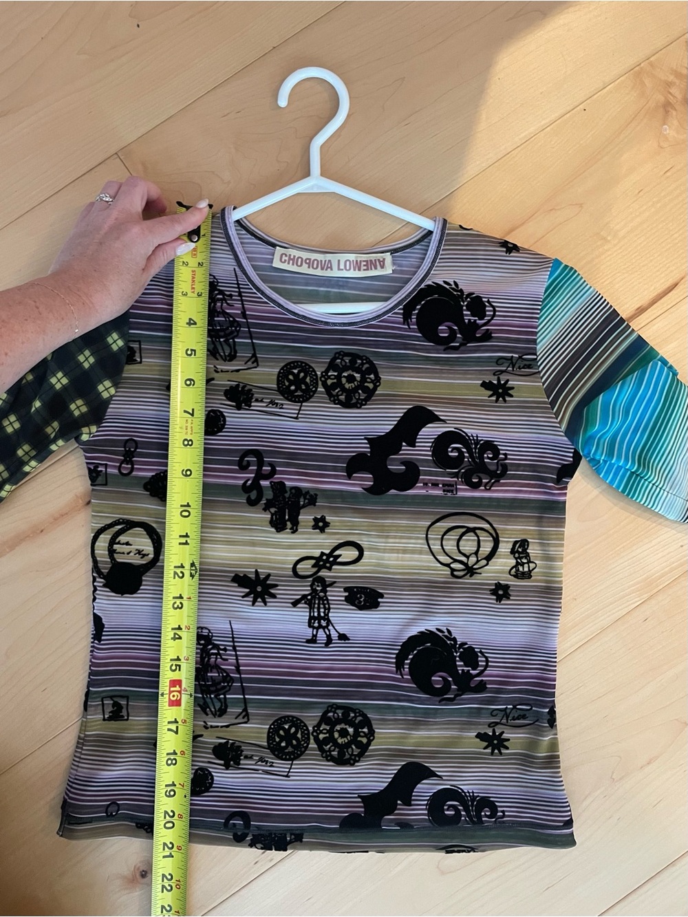 CHOPOVA LOWENA - DUKE SHORT SLEEVE FLOCKED MESH TOP - Picture 3 of 4